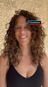 Trisha’s Curls #curlyhairstyles #faceframe #Cadocut #curlyhaircut  #CurlCultCollective #BigCurlyHair #curlspecialist #curlsroutine #curls