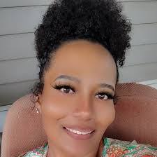 It's lunchtime! On a cold winter day, warm your insides with savory  delicious comfort from Peach Cobbler Factory West Chester!🍑💕