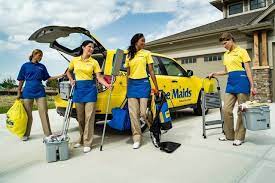 Three days before christmas and stuck at work. Housecleaning Service Honolulu Maid Cleaning Services The Maids Maid Cleaning Service Cleaning Service Maid Cleaning