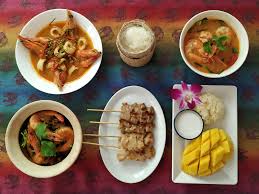 I am listening to the radio while mary is cooking dinner. Thai Cooking Workshop And Dinner Party In Bangkok Cooking Classes A Bangkok Thailand