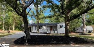 Nestled on 2.4 acres, th. 4aabux3heowffm