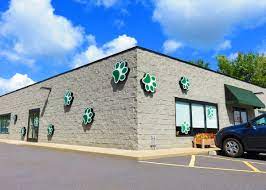 We treat our patients like family and cater to each pet's individual needs. Referring Veterinarians Veterinary Referral And Emergency Center