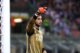 Gianluigi donnarumma wurde am 25.02.1999 geboren. Gute Statistik Gianluigi Donnarumma Lasst Jan Oblak Hinter Sich