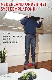 Hij komt praten over zijn nieuwe boek. Marcel Van Roosmalen Mijn Legendarische Moeder Overleeft Alles