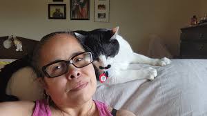 I was born May 5th and I'm growing up fast. My name is Chowder and I love  my meow mix!!! 🐱❤️..