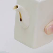 醤油の液ダレあきらめない 垂れない裏ワザ 裏ワザ 醤油 醤油の液ダレ 便利 簡単 子供 子ども ママタス 醤油 裏ワザ 醤油さし