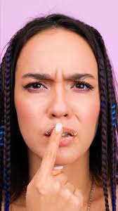 Your Lips Will Thank You For This 💋💧 #beautyhacks #lifehacks