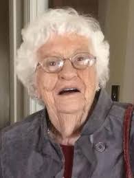 Carolyn Bash's Instagram, Facebook & TikTok