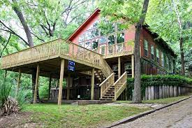 A popular recreational river, the guadalupe's clear waters feed schlitterbahn waterpark in new braunfels. Cliffside Inn Guest House Great River Road Location Lower Level Updated 2021 Tripadvisor New Braunfels Vacation Rental