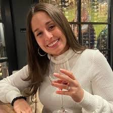 Danielle Winn's Instagram, Twitter & Facebook