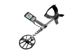 There are many factors that govern depth detection and that deserves an. Minelab Equinox 800 Metal Detector For All Types Of Metals
