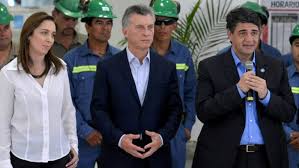 Un banco público aprobó créditos para amigos y familiares de Macri