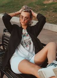 See more ideas about suede brooks, model, model pictures. Suede Brooks Modelwerk