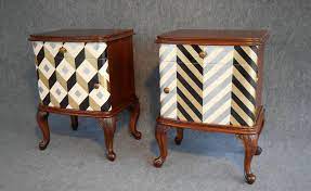 Restauro E Decorazione Con Foglia Oro E Argento Di Coppia Di Comodini In Stile Chippendale Risa Comodini Dipinti Arredamento Salotto Legno Arredamento Anni 50