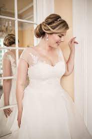 Wo aber geht das unkompliziert, schnell und vor allen dingen kostenlos? Lovely In Plus Size Sissi Brautmoden Magdeburg
