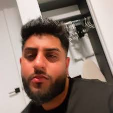 Alam Singh's Instagram, Twitter & Facebook