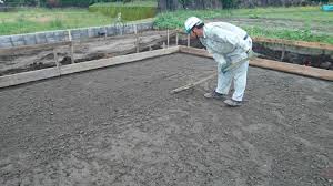 マル川建設スタッフブログ 日々のこと:砕石敷均し。