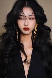 Helena Ricks (helenanricks)