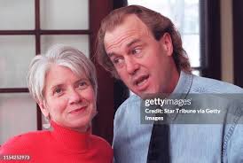 Singers Marsha Hunter and Brian Kent rehearsed at the studio of... News  Photo