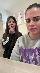 Mamma e Figlia: Alessia e Sua Mamma Insieme