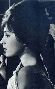 Ani to ji ale nezlomilo. The First Lady Of Slovak Theater 28 Gorgeous Photos Of Emilia Vasaryova In The 1960s And 70s Vintage News Daily