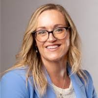 Cassie Archer's Instagram, Twitter & Facebook