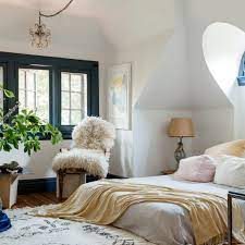 Nothing better than lying down on fresh bedding and crisp sheets when you end your long hard day. 20 Cozy Bedroom Ideas Architectural Digest