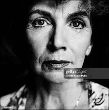 310 Edna Obrien Photos & High Res Pictures