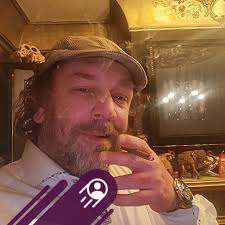 Rooftop of the Rockefeller Center, New York. See more:  themindcircle.com/terrace-design-ideas/