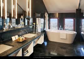 Throughout the years, famous authors, writers and artists such as ernest hemingway and tennessee williams have visited this historical landmark. Gran Hotel La Florida Zimmer Fotos Und Bewertungen Tripadvisor