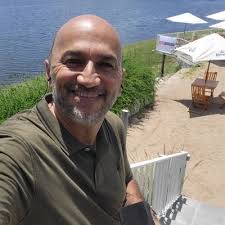 Alejandra Güimil (@alejandraguimi2)