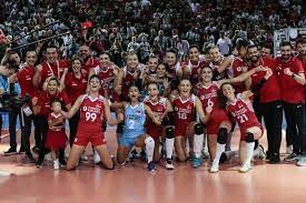 منتخب تركيا تحت 23 سنة لكرة الطائرة للسيدات هو ممثل تركيا الرسمي في المنافسات الدولية في كرة طائرة للسيدات تحت 23 سنة. Ø§Ù„Ù…Ù†ØªØ®Ø¨ Ø§Ù„ØªØ±ÙƒÙŠ Ù„ÙƒØ±Ø© Ø§Ù„Ø·Ø§Ø¦Ø±Ø© Ù„Ù„Ø³ÙŠØ¯Ø§Øª ÙŠØªØ£Ù‡Ù„ Ù„Ø£ÙˆÙ„Ù…Ø¨ÙŠØ§Ø¯ Ø·ÙˆÙƒÙŠÙˆ 2020 Daily Sabah Arabic