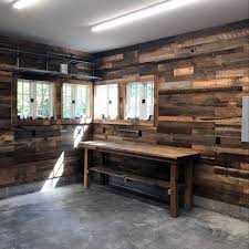 Wood Planks Rustic Garage Wall Ideas Modernhomedesigns Garage Design Interior Wood Interior Design Garage Interior