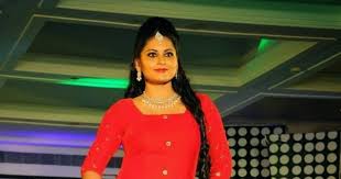 Nizhalukal was a very popular and hit malayalam horror television serial which aired on the popular and the leading malayalam entertainment television channel asianet tv few years back. Sruthi Lakshmi Latest Cute Stills At Wedding Fair 2014 Latest High Quality Images Of Actresses And Magazine Scans Hotspicyupdates