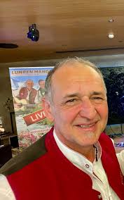 Wir wünschen unserem Haderlumpen–Peter, der goldenen Stimme aus dem  Zillertal, alles Gute zum Geburtstag und viele weitere erfolgreiche  Bühnenjahre mit den Lumpenmandern!!!