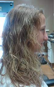 Body Wave Perm I Really Don T Want It To End Up Looking Like This Too Stringy And Looks Wet Hair Treatment Curly Hair Treatment Keratin Hair Treatment