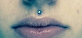 3 Ways To Kiss Someone With Piercings - Wikihow