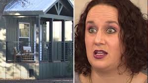 It's a struggle monthly,' single mom despairs as tiny home becomes too  expensive to keep & battles to make ends meet