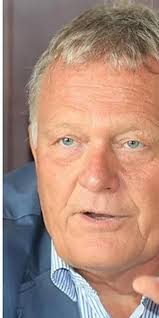 Politik-Intern: Von verlängerten Verträgen und „Abflügen“ bei der Holding  Graz