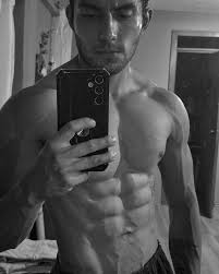 Jonathan Arvizu Gomez (@jonathanarvizfit) · Instagram photos and Reels