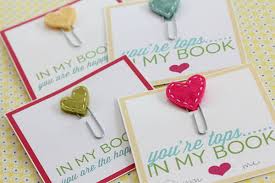 These homemade valentine cards use celery and paint to make a rose. Creative Valentine Cards For Kids Hative