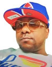 Charles Whipple's Instagram, Twitter & Facebook