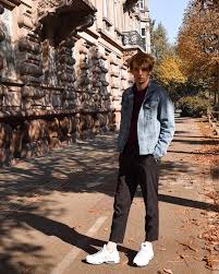 Men Outfit Sneakers Nike Air Max 95 White Blanche Denim Jacket Suit Pant Veste Jean Pantalon Costum Nike Sneakers Outfit Sneakers Men Fashion Men Casual Summer