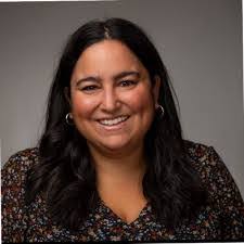 Saniya Waghray's Instagram, Twitter & Facebook