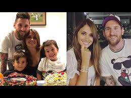 Jun 24, 2021 · lionel messi y roccuzzo se conocieron en rosario en 1996, cuando el argentino tenía 9 años y jugaba en las fuerzas básicas del newell's; Lionel Messi S Wife 2020 Antonella Roccuzzo Lifestyle Lionel Messi Family Funny Youtube