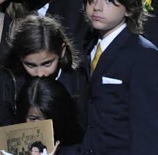 This blog is brought to you by www.parisjackson.in a fan made website. Paris Jackson Bilder Fotos Welt