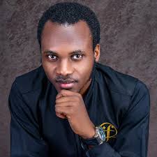 This Ghanaian Guy Makes Shoes Out Of Waste Materials….,,