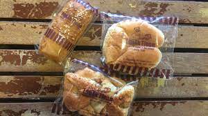 ∙ promo pengguna baru ∙ kurir instan ∙ bebas ongkir ∙ cicilan 0%. Bernostalgia Dengan Segigit Roti Jadul Tan Ek Tjoan Bogor Kumparan Com