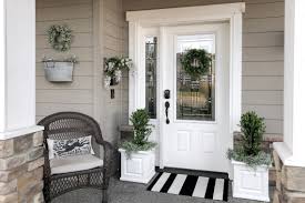Cottage style is synonymous with easy living. A Bright Simple Cottage Style Front Porch Refresh Rain And Pine