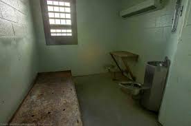 Civil confinement for psychiatric patients. I Spent 16 Months In Solitary Confinement And Now I M Fighting To End It American Civil Liberties Union